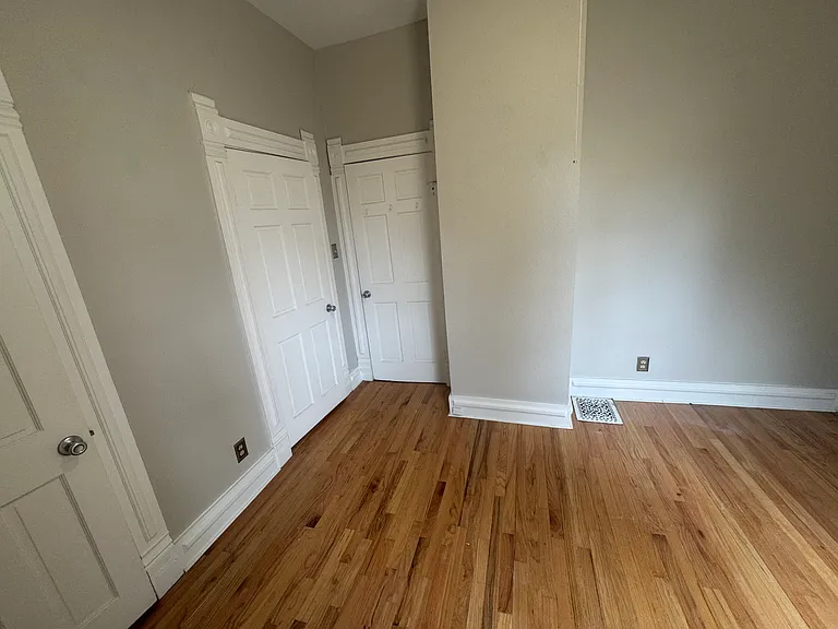 220 W 2nd Ave #1 — Photo 13