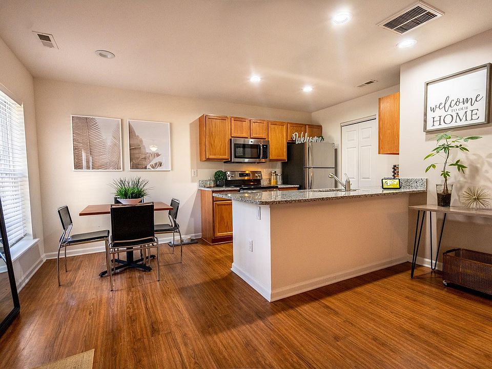 University Suites at Coastal Carolina Apartment Rentals Conway, SC