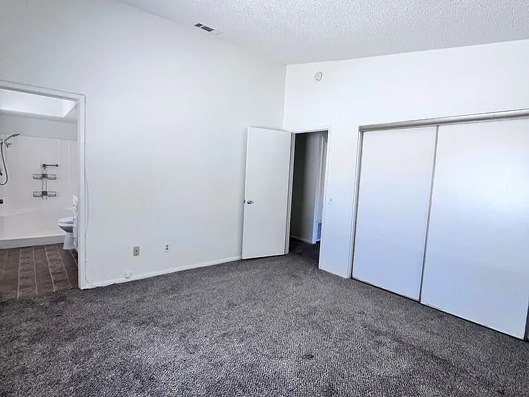 1421 Padua Ave — Photo 27