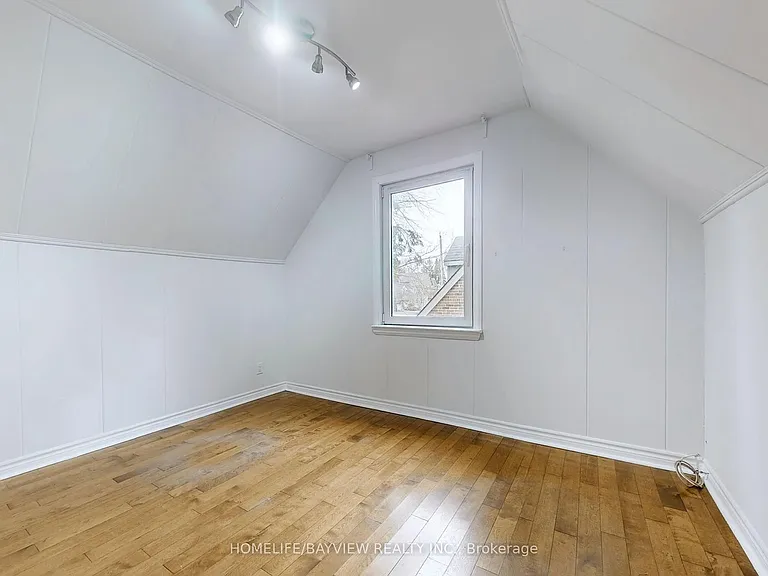 60 Bevdale Rd — Photo 23