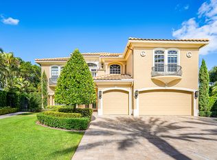 8927 Oakland Hills Drive, Delray Beach, FL 33446