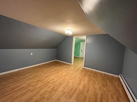 5th image of 38 Tuttle St #2