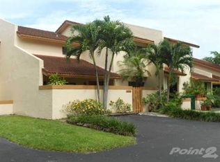 11635 SW 90th Ter, Miami, FL 33176