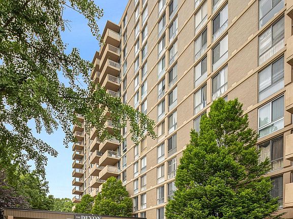 3rd image of 2401 Pennsylvania Ave APT 414