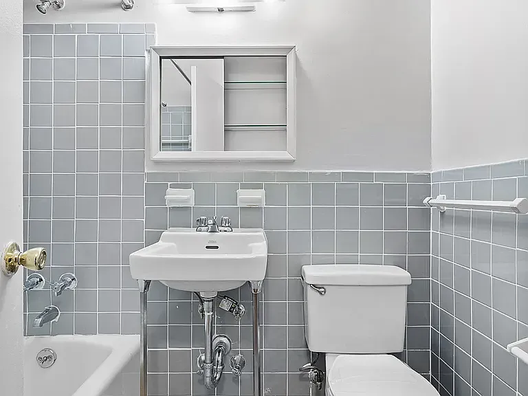 43-70 Kissena Blvd #14Z — Photo 3