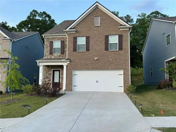 834 Bentley Dr, Fairburn, GA 30213