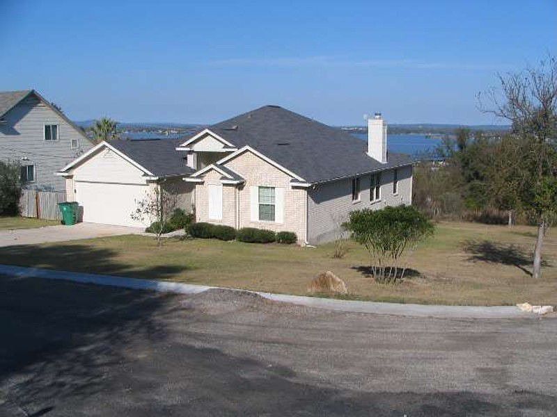 1st image of 140 Duke Dr