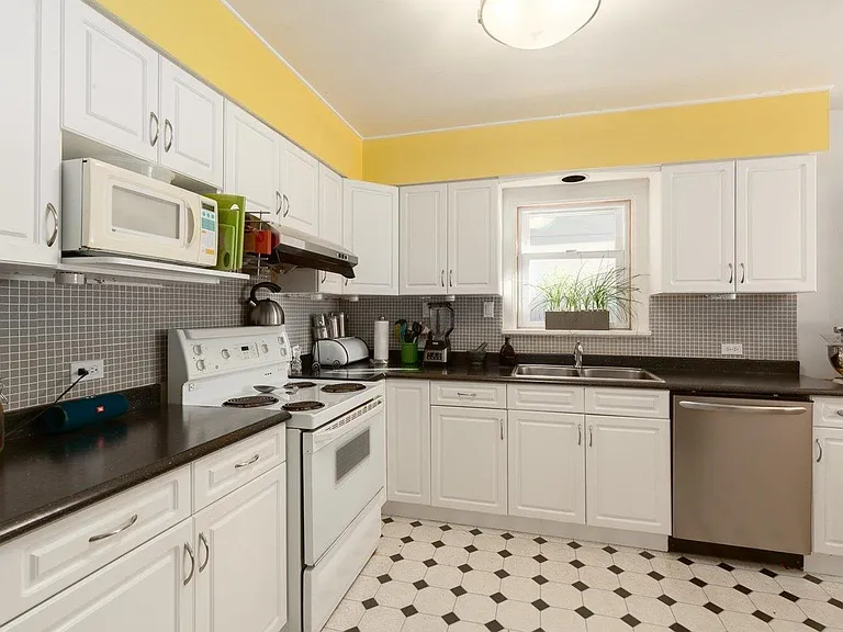 3750 W 11th Ave #UPPER — Photo 5