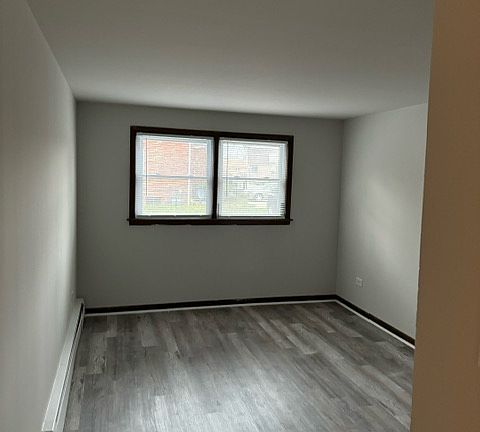 5th image of 1908-16 W Vermont Ave #1910-2