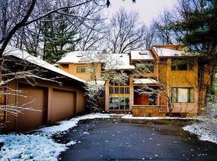 3610 Fox Hunt Dr, Ann Arbor, MI