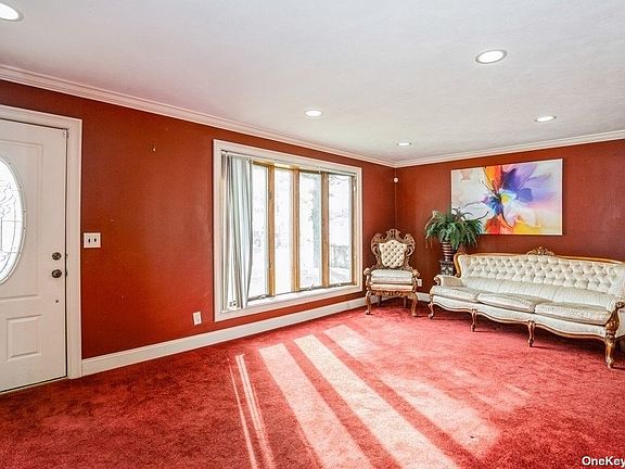 4th image of 97 Cumberbach St