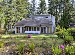 411 N Kokanee Ridge Dr, Hoodsport, WA