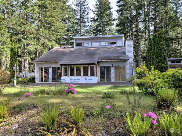 411 N Kokanee Ridge Drive, Hoodsport, WA 98548