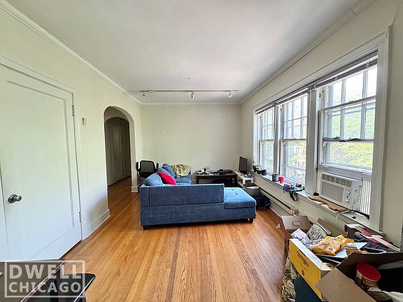 4th image of 2147 N Fremont St #2151-2N