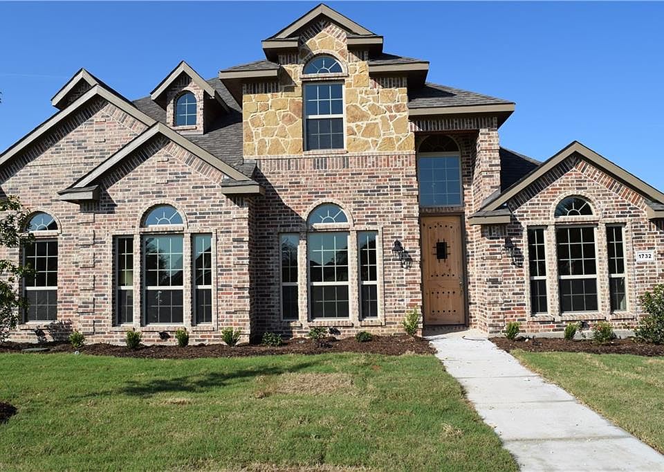 2nd image of 1732 Chacon Canyon Dr
