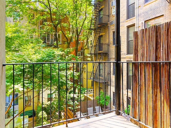 4th image of 252 W 74th St APT 2A