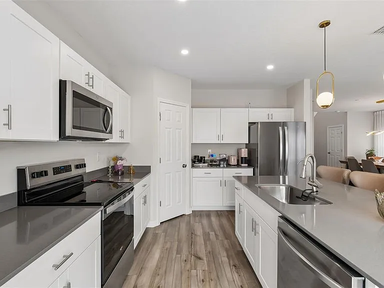 4023 Gardenia Ave — Photo 19