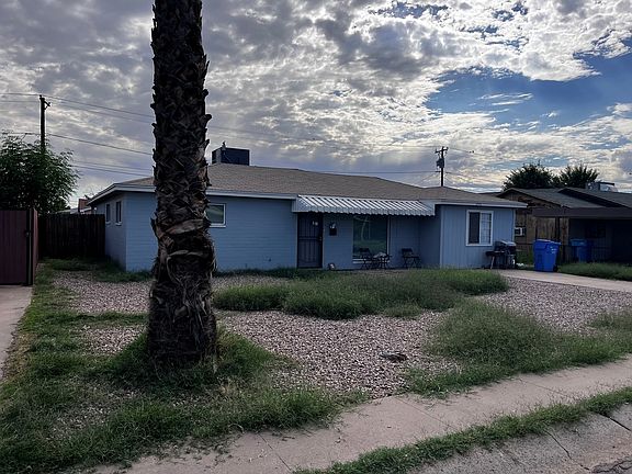 3rd image of 2915 W Montecito Ave