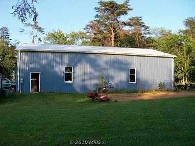 5th image of 321 W Cherry Hill Ct