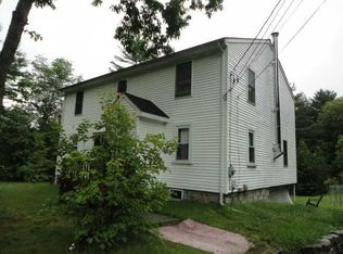 1033 Round Top Rd, Burrillville, RI 02830