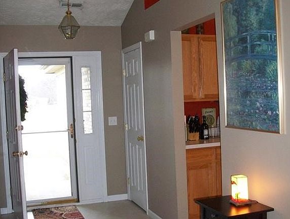 3rd image of 6552 Marino Ln