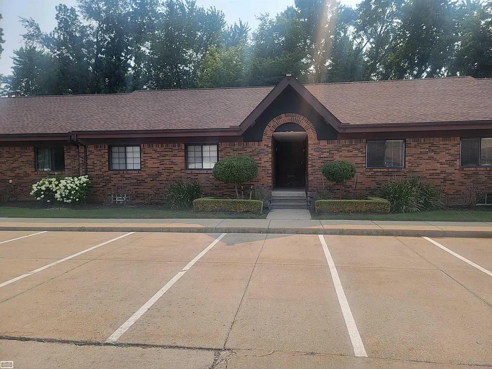 38610 Harrison Creek Ct