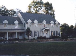 4A Cherry Ln #A, Westport, CT 06880