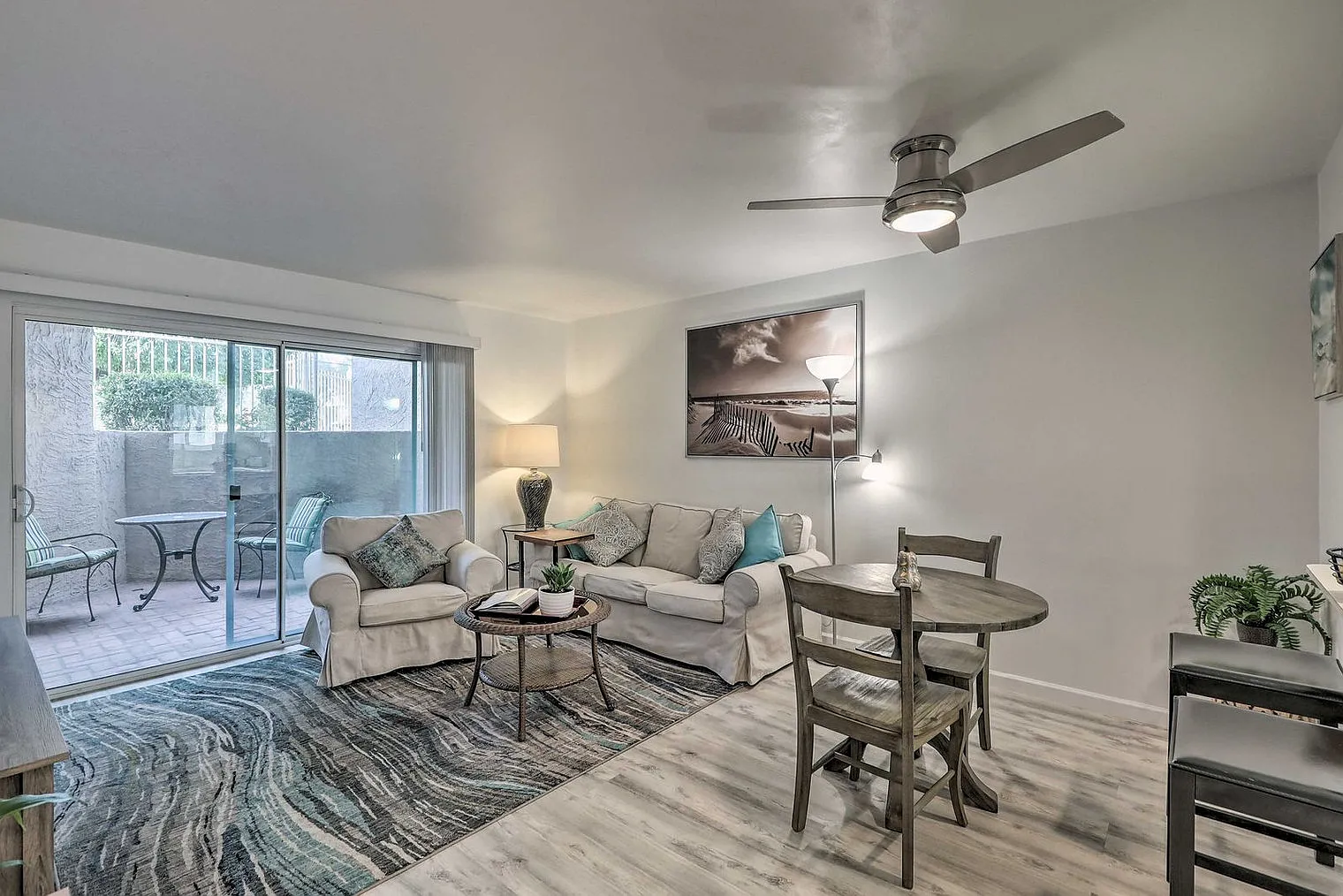2 bed, 2.0 bath, 850 sqft, $2,403 — Photo 1