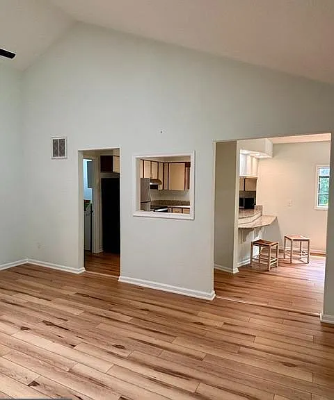 16 Colgate Dr — Photo 6