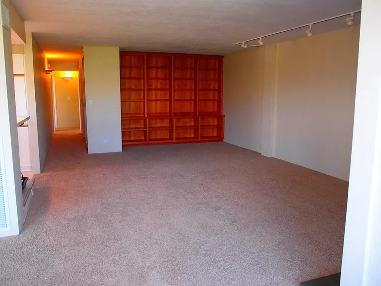 1850 Folsom St #909 — Photo 8