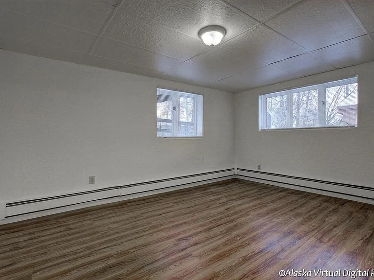 3940 Lynn Dr #4 — Photo 5