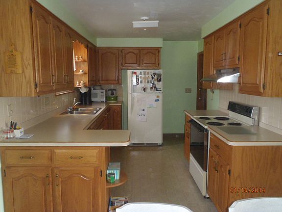 5th image of 542 Blossom Ave