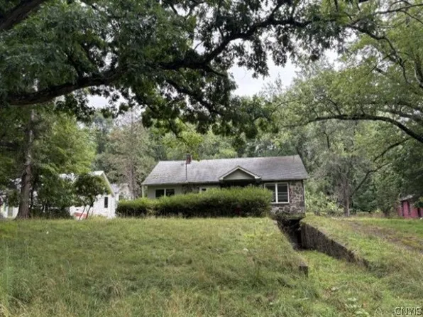3426 State Route 97, Barryville, NY 12719