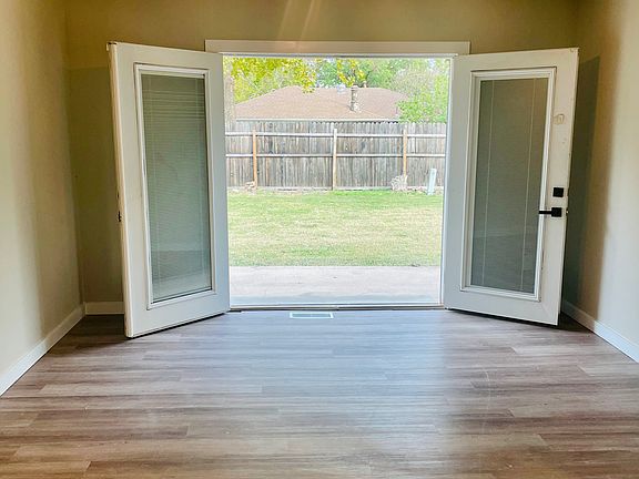 4th image of 3407 S 120th Pl E