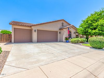 565 W YELLOW WOOD Avenue, San Tan Valley, AZ, 85140