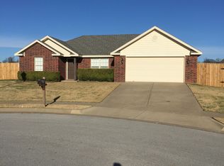 1078 Josie Kate Ln, Springdale, AR 72764