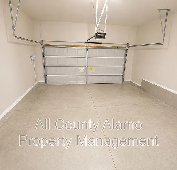 13710 Aria Cv — Photo 19