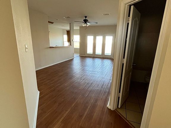 5th image of 6134 Duchess Ave