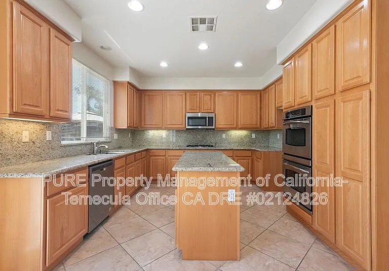 29723 Andromeda St — Photo 4