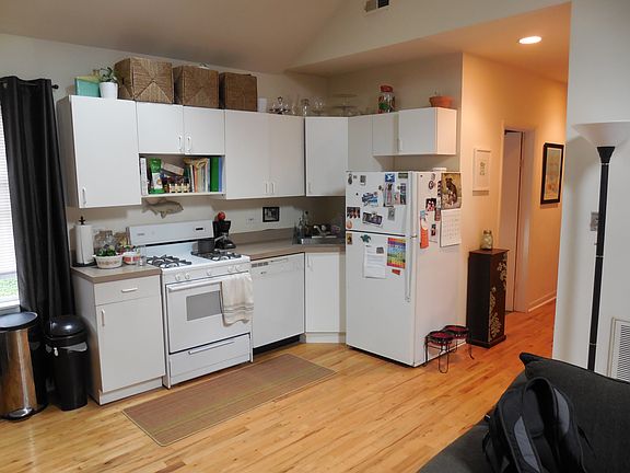 5th image of 1451 W Augusta Blvd #Ch