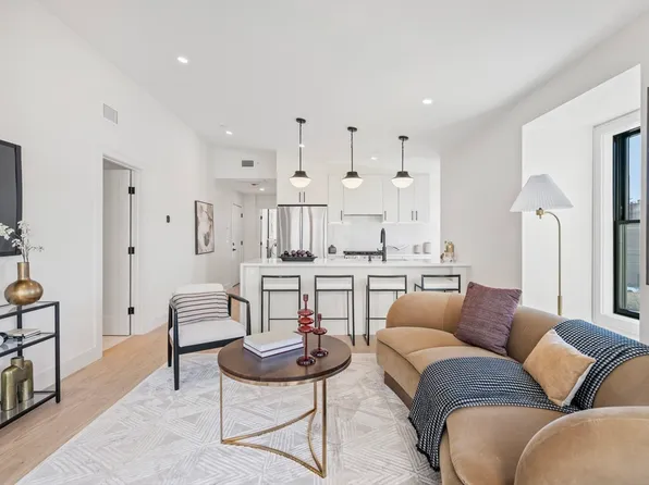 20 Whitney #6, Quincy, MA 02169