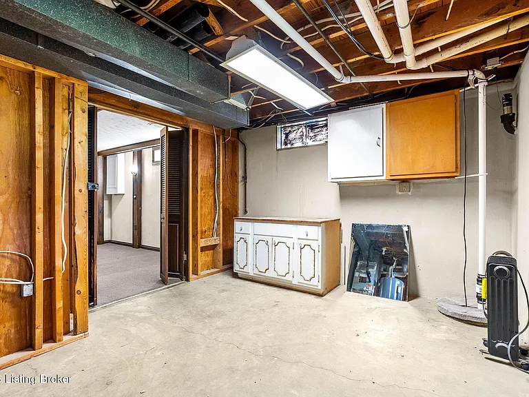 7506 Pimlico Dr — Photo 34