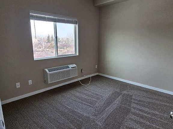 5th image of 1550 Aryn Ln #101