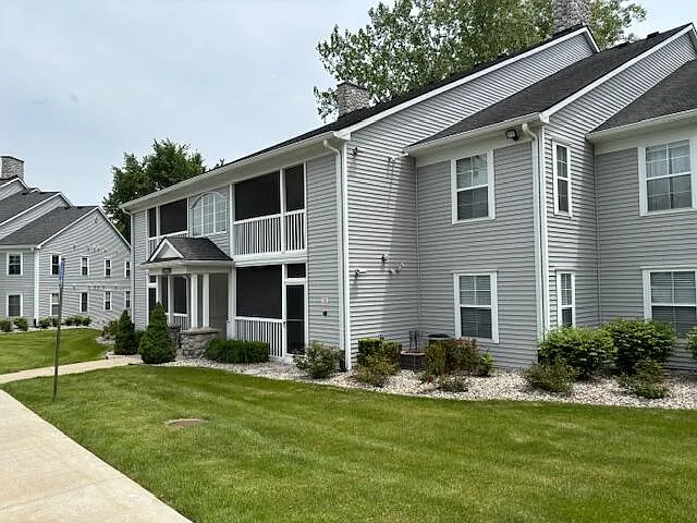 2 bed, 2.0 bath, 1160 sqft, $2,100 — Photo 2