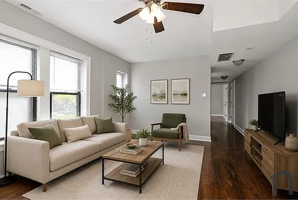 7121 S East End Ave #3A — Photo 9