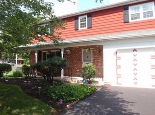 2100 Miller Pl, Hatfield, PA 19440