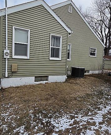 5th image of 706 Glenwood Ave