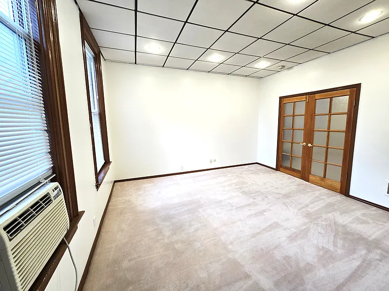 2726 S Princeton Ave #2 — Photo 3