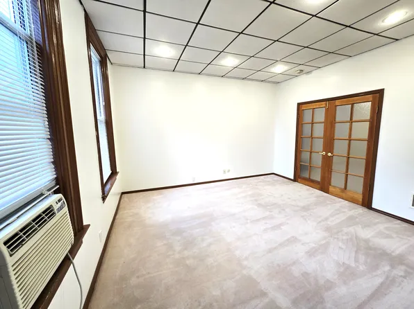 2726 S Princeton Ave Floor 2, Chicago, IL 60616