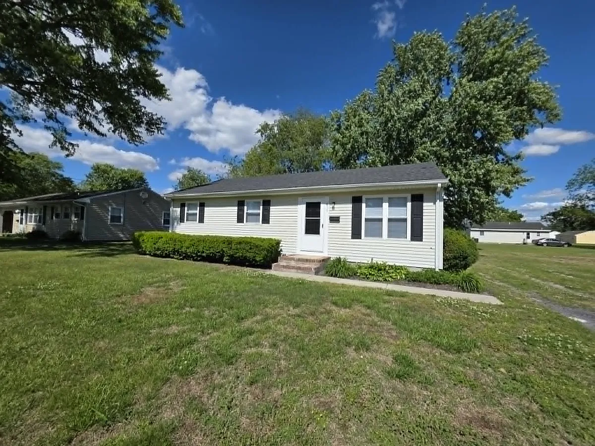 Building Photo - 611 Hammond St